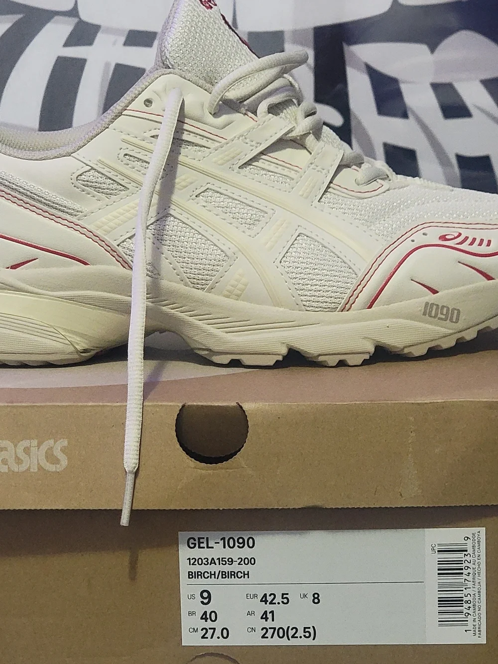ASICS GEL-1090 Mens Running Sneakers in Birch Size 9